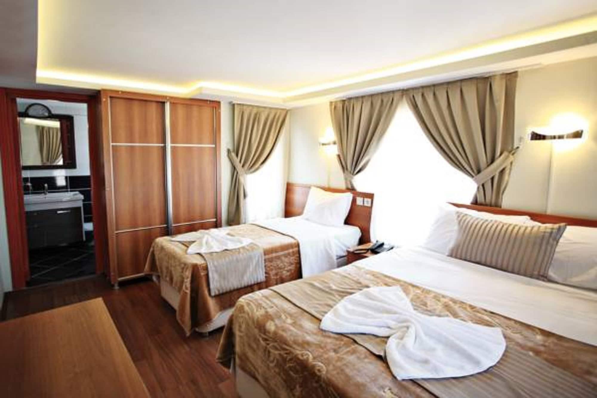 Taksim Palace Hotel Istanbulská provincie Exteriér fotografie